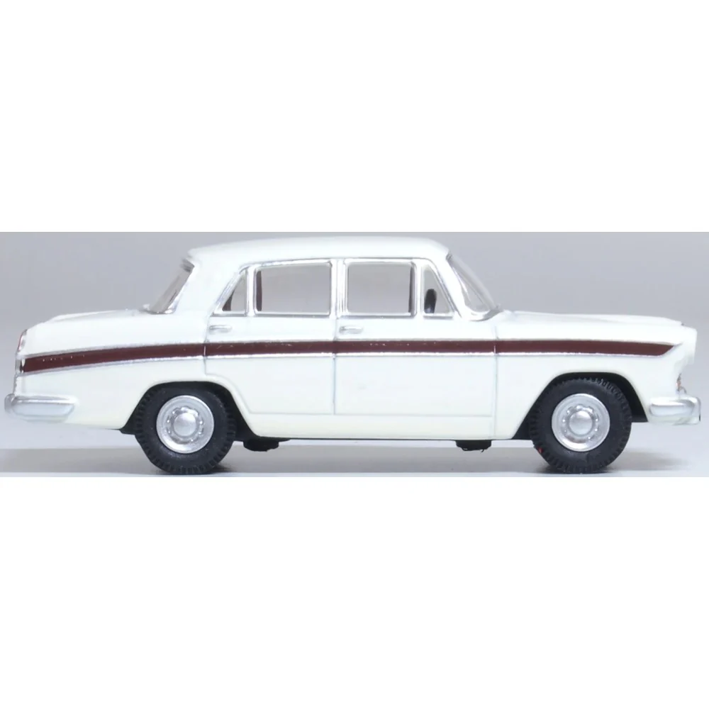 Oxford 76ACF007 1/76 Austin Cambridge Snowberry White/Embassy Maroon - Image 3