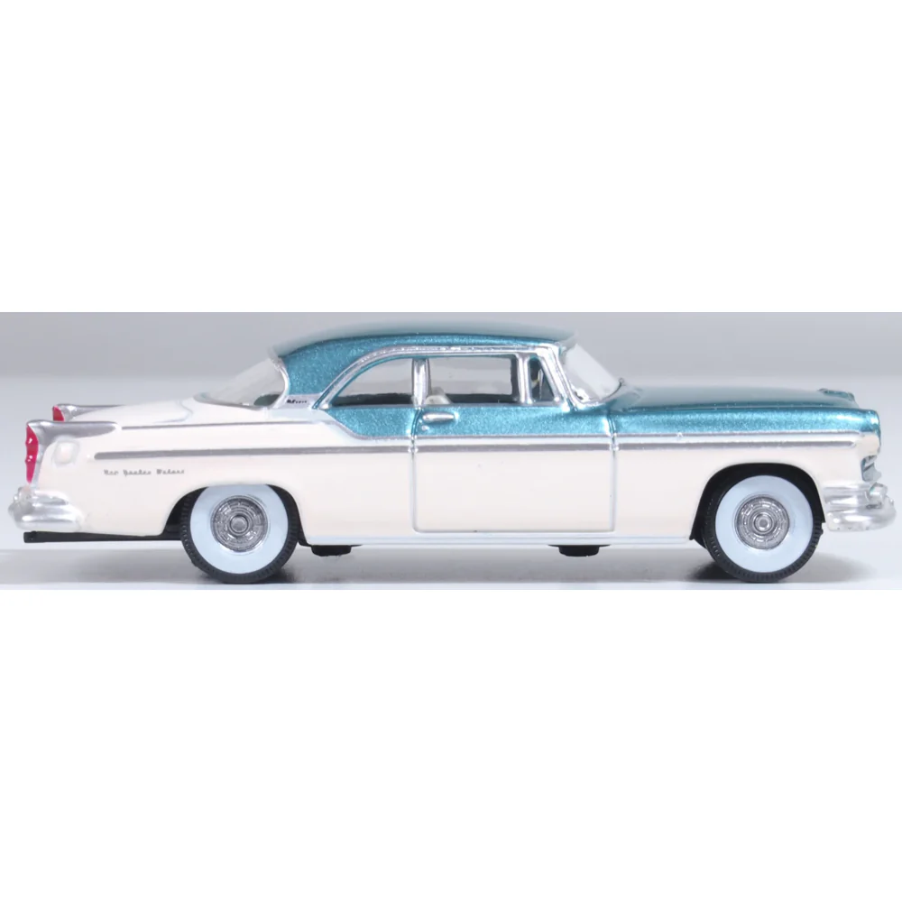 Oxford 87CNY55004 1/87 1955 Chrysler New Yorker Deluxe Coupe St. Regis Jade Green/Platinum - Image 2