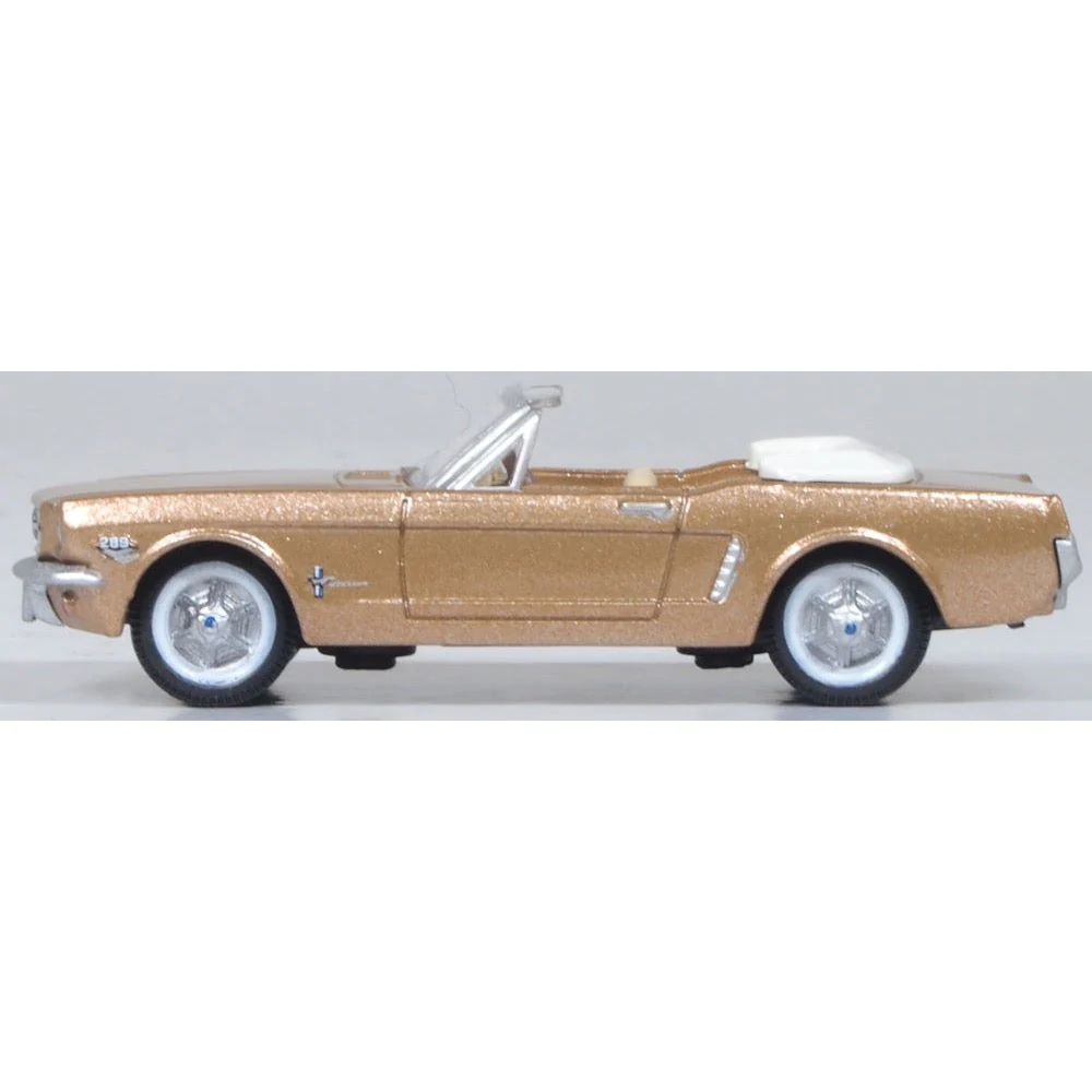 Oxford 87MU65007 1/87 1965 Ford Mustang Convertible Prairie Bronze - Image 3