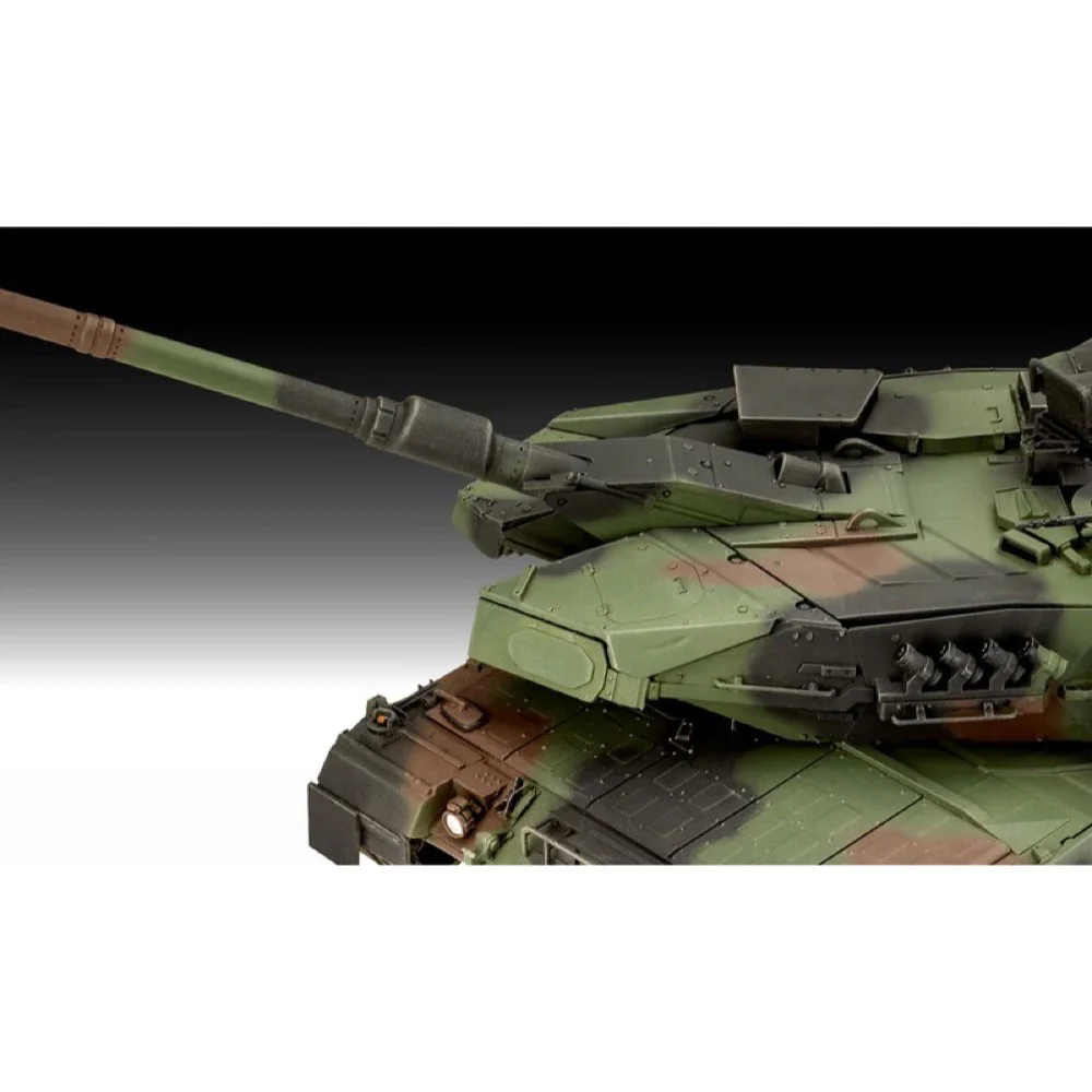 Revell 03360 1/35 Leopard 2A7A1 - Image 4