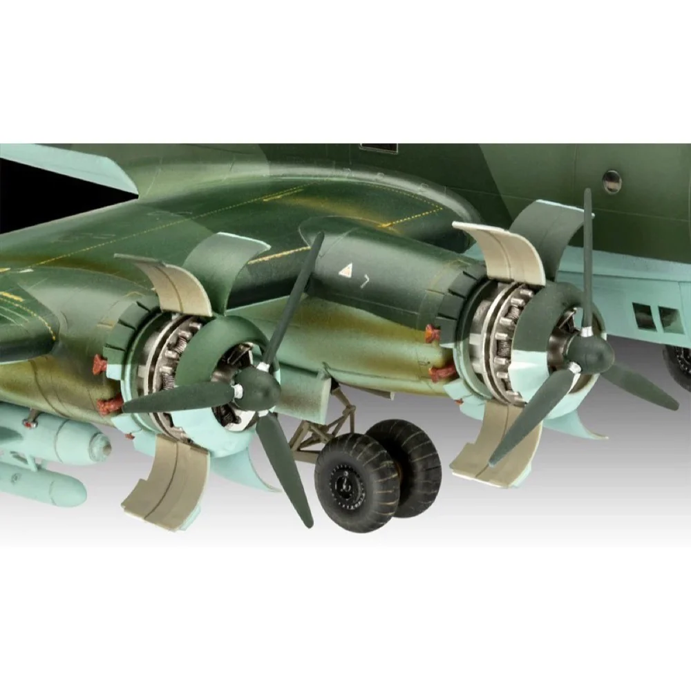 Revell 03777 1/72 Focke Wulfe FW 200C-5/C-8 condor - Image 6