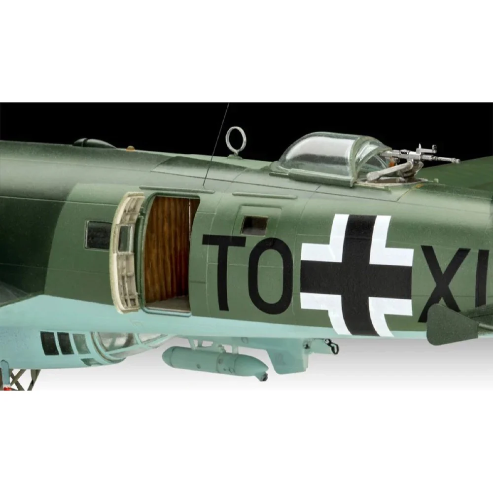 Revell 03777 1/72 Focke Wulfe FW 200C-5/C-8 condor - Image 7
