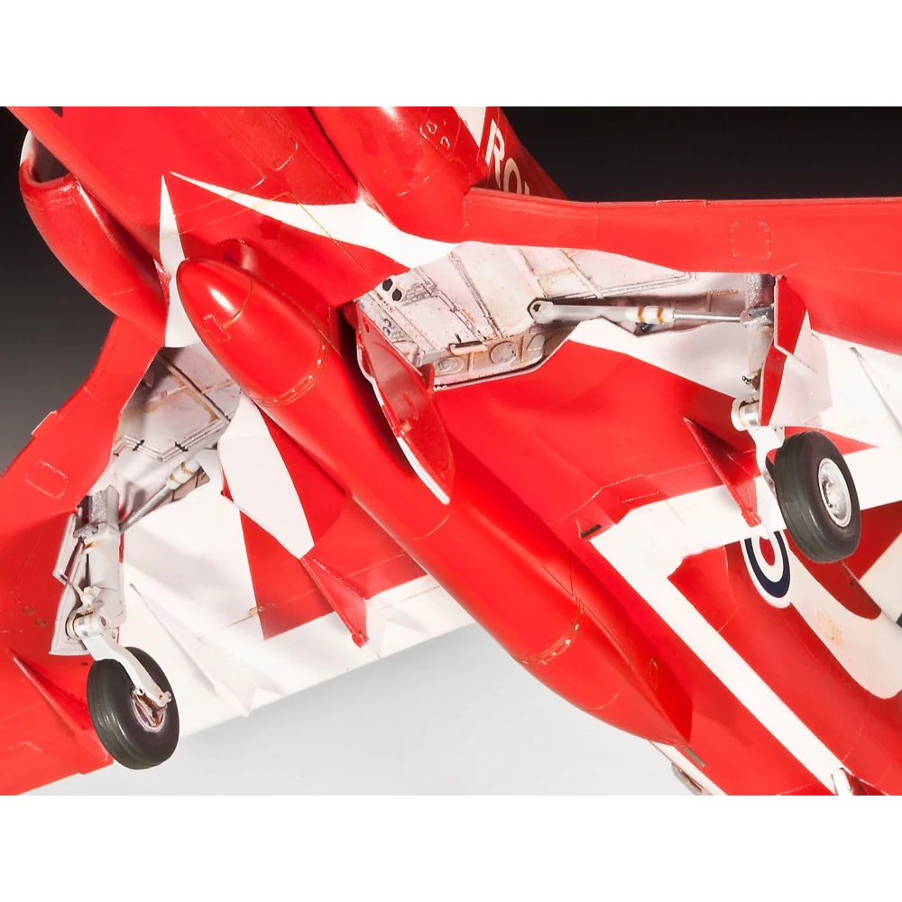Revell 04284 1/32 BAE Systems Hawk T.1A "Red Arrows" - Image 5