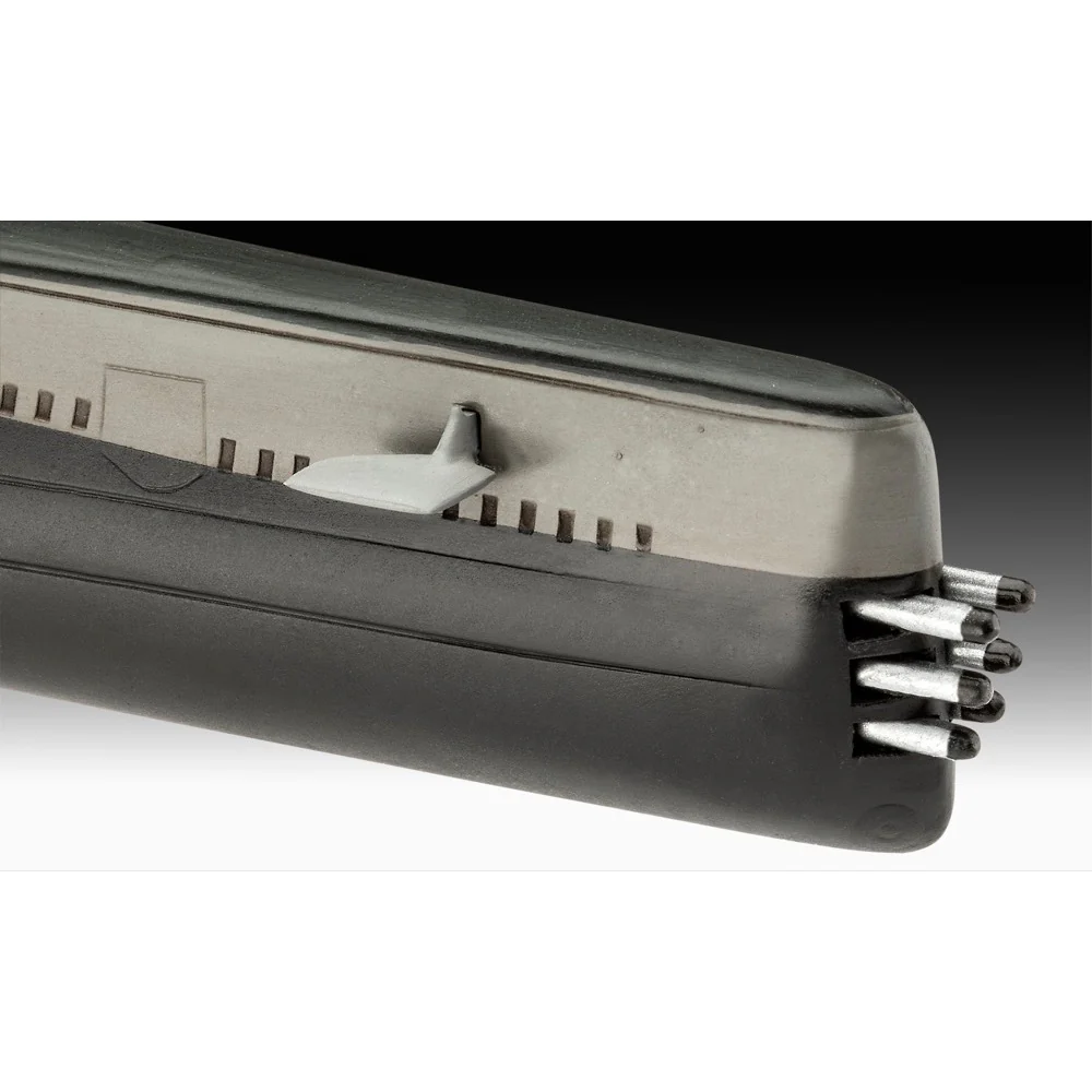Revell 065184 1/350 U.S.S. Nautilus Model Set - Image 3