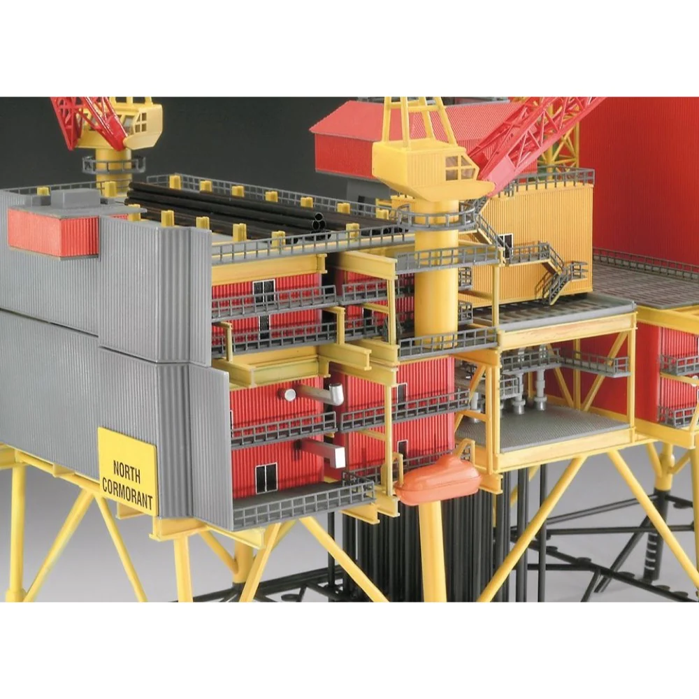 Revell 08803 1/200 Off-Shore Oilrig North Cormorant - Image 10