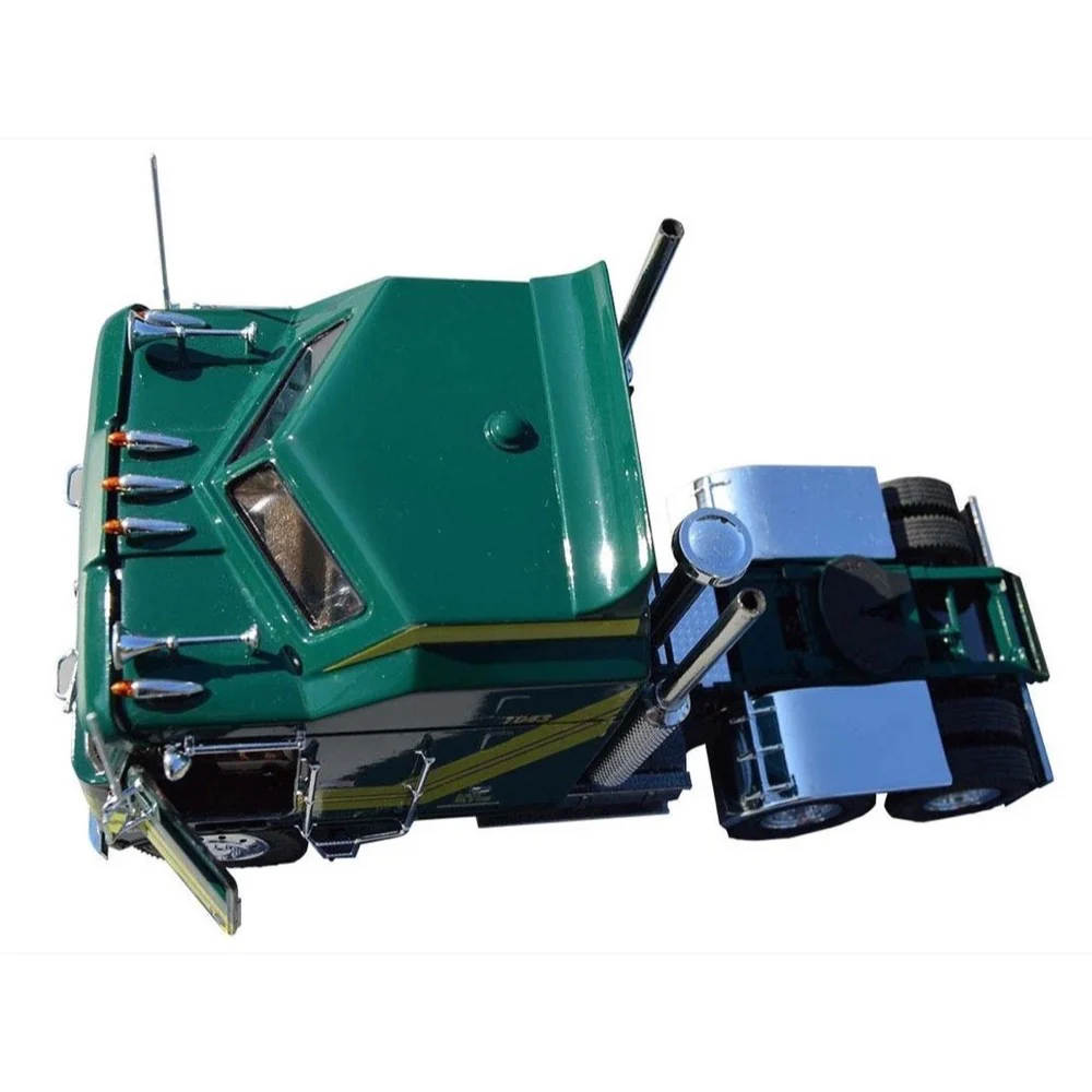 Revell 12629 1/25 Kenworth K-100 Aerodyne - Image 4