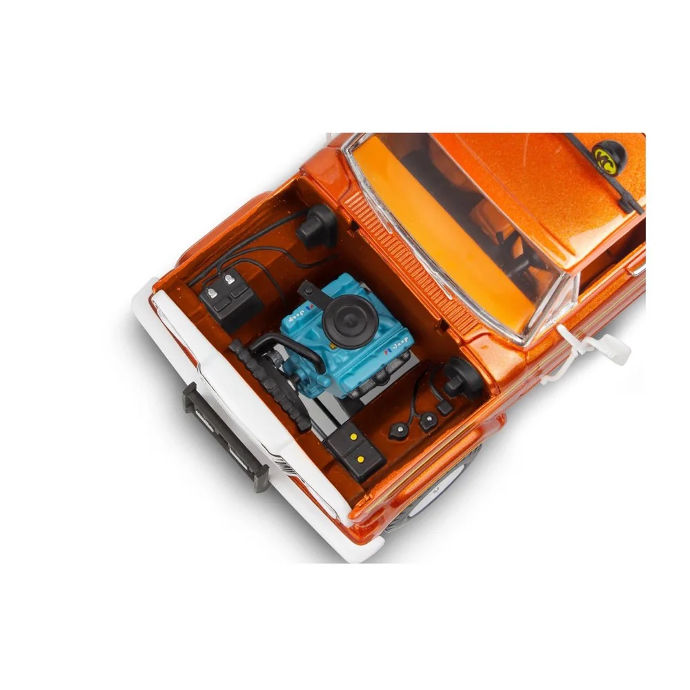 Revell 14568 1/25 Jeep J-10 Pick-Up with Camper - Image 9