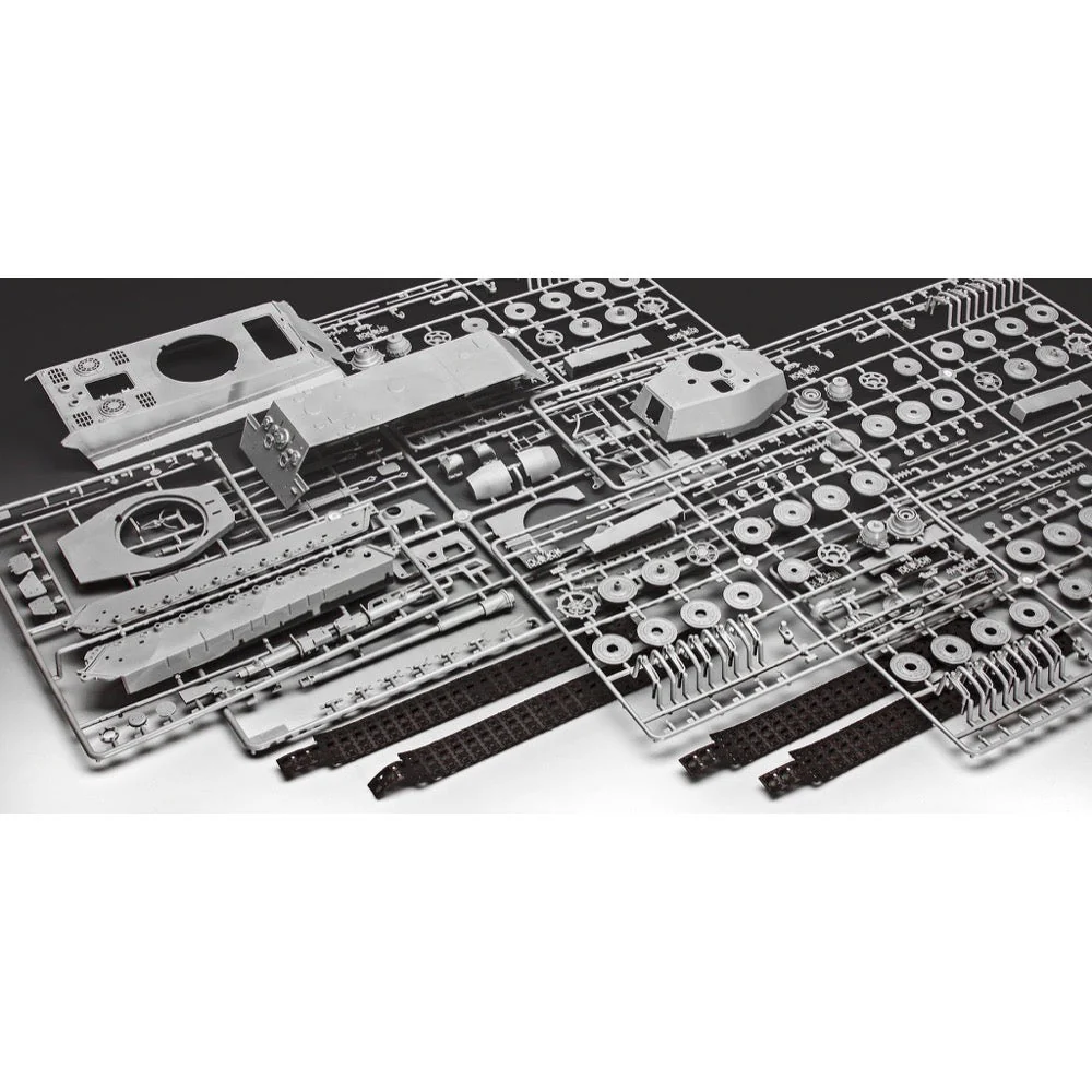 Revell 63249 1/35 Tiger II Ausf. B Model Kit Set - Image 8
