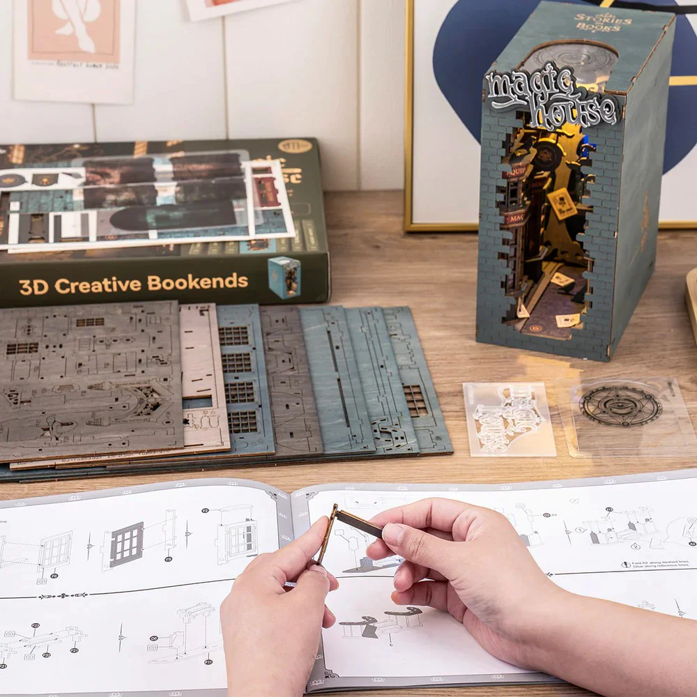 Robotime DIY Bookends Kit Magic House - Image 7