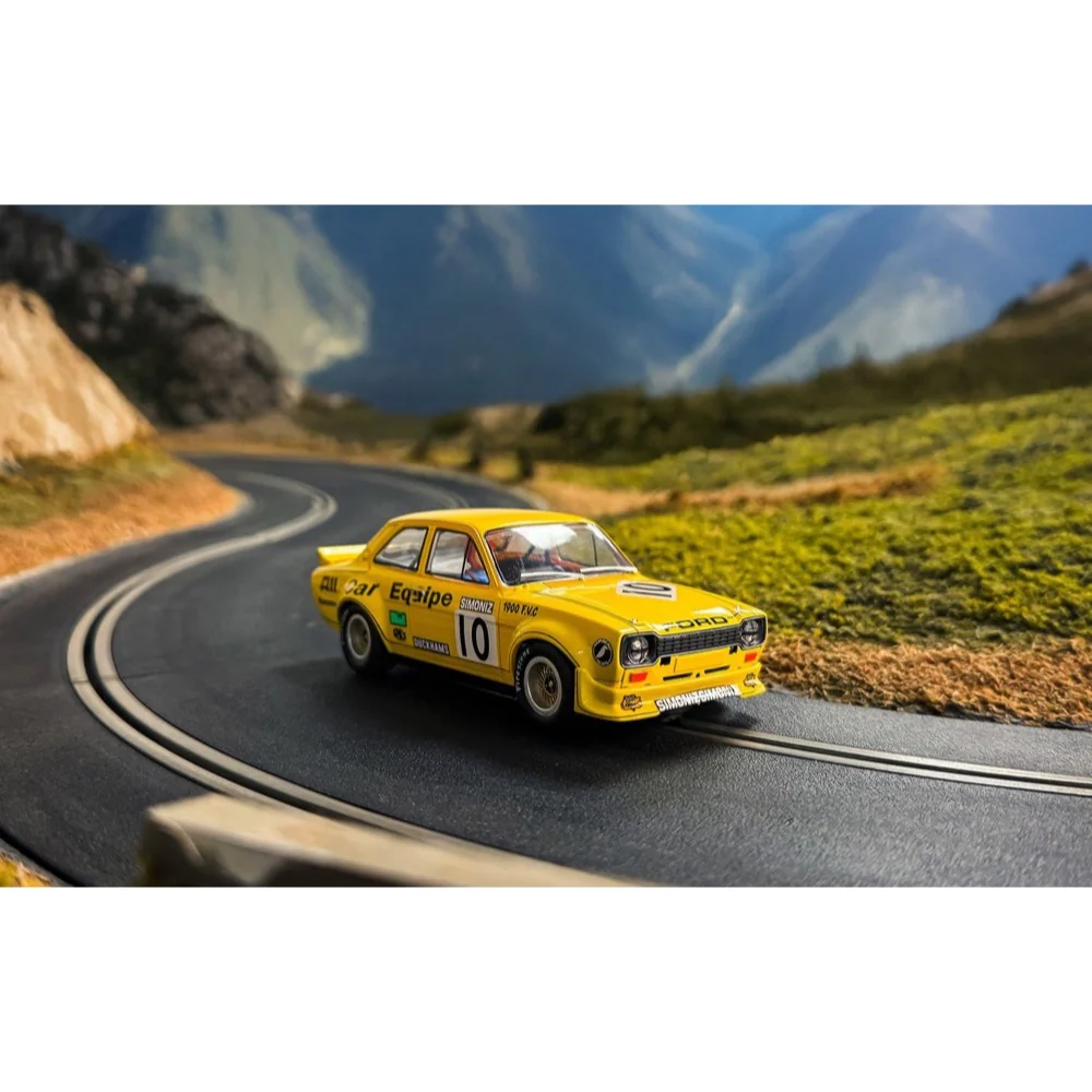 Scalextric C4590 Ford Escort MK1 Slot Car All Car Equipe Nick Whiting - Image 8
