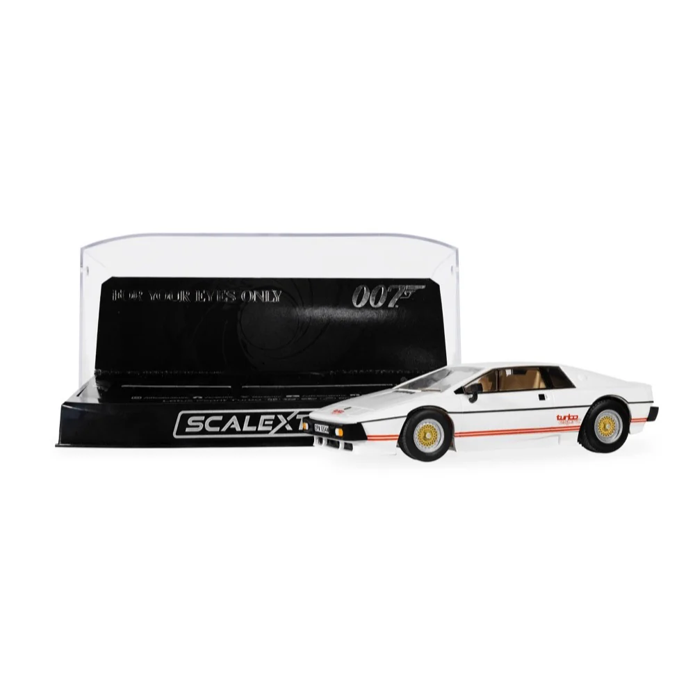 Scalextric C4631 Lotus Esprit Turbo White James Bond 'For Your Eyes Only' Slot Car - Image 7