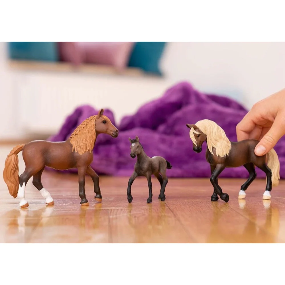 Schleich 13952 Peruvian Paso Stallion - Image 3