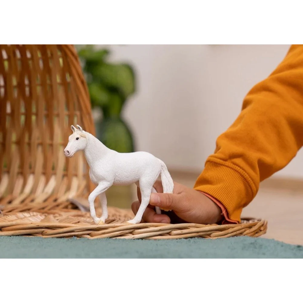 Schleich 13959 Camarillo Mare - Image 2