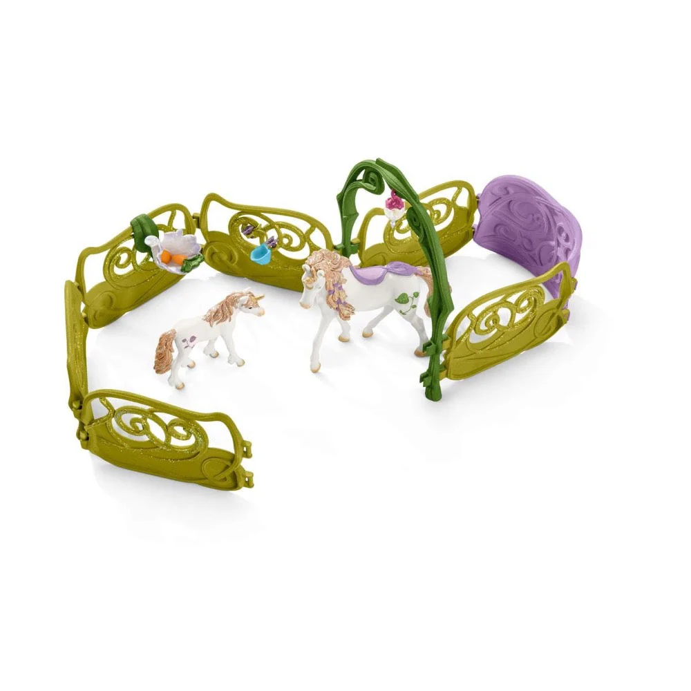 Schleich 42445 Glittering Flower House with Unicorns - Image 4
