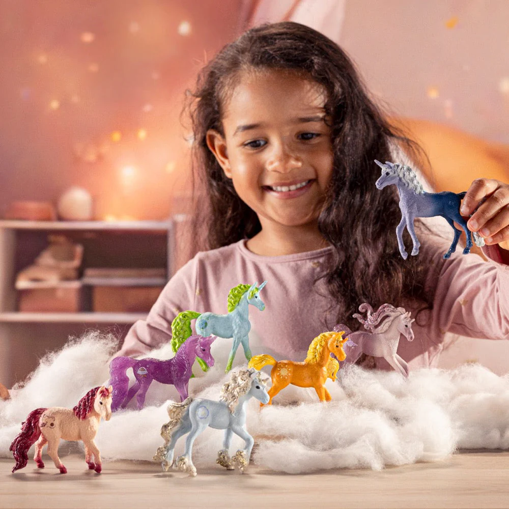 Schleich 70799 Collectible Unicorn Vialactea - Image 3