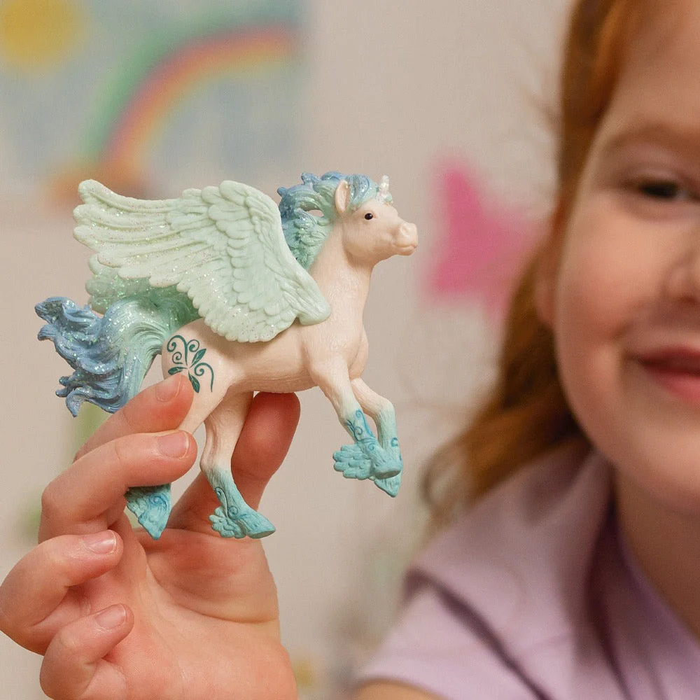 Schleich 70824 Stormy Unicorn Foal - Image 2
