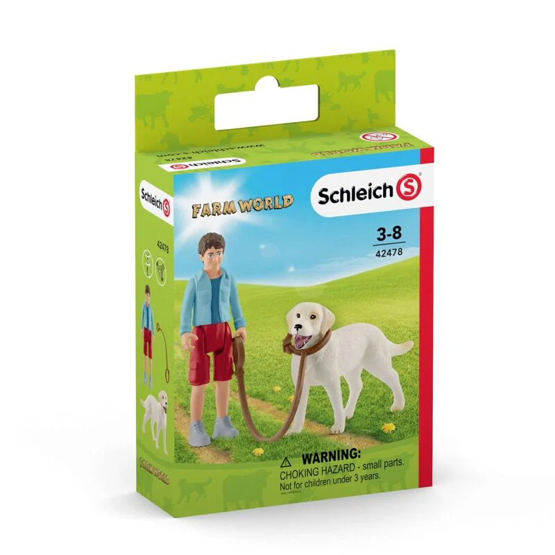 Schleich 42478 Walking with Labrador Retriever