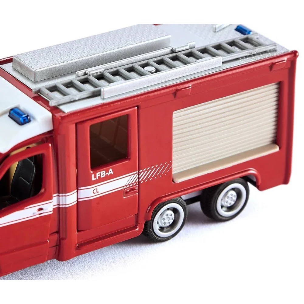 Siku 2113 1/50 Mercedes-Benz Sprinter - Image 3