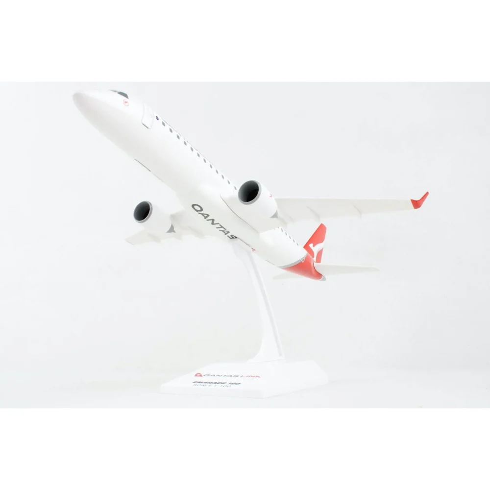 Sky Marks SKR1129 1/100 QANTAS E190 - Image 10