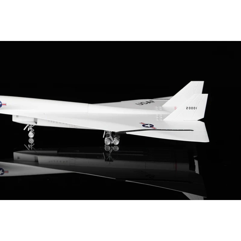 SQ Wings L2081 1/200 USAF North American XB-70 Valkerie - Image 10