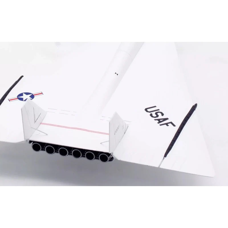 SQ Wings L2081 1/200 USAF North American XB-70 Valkerie - Image 23
