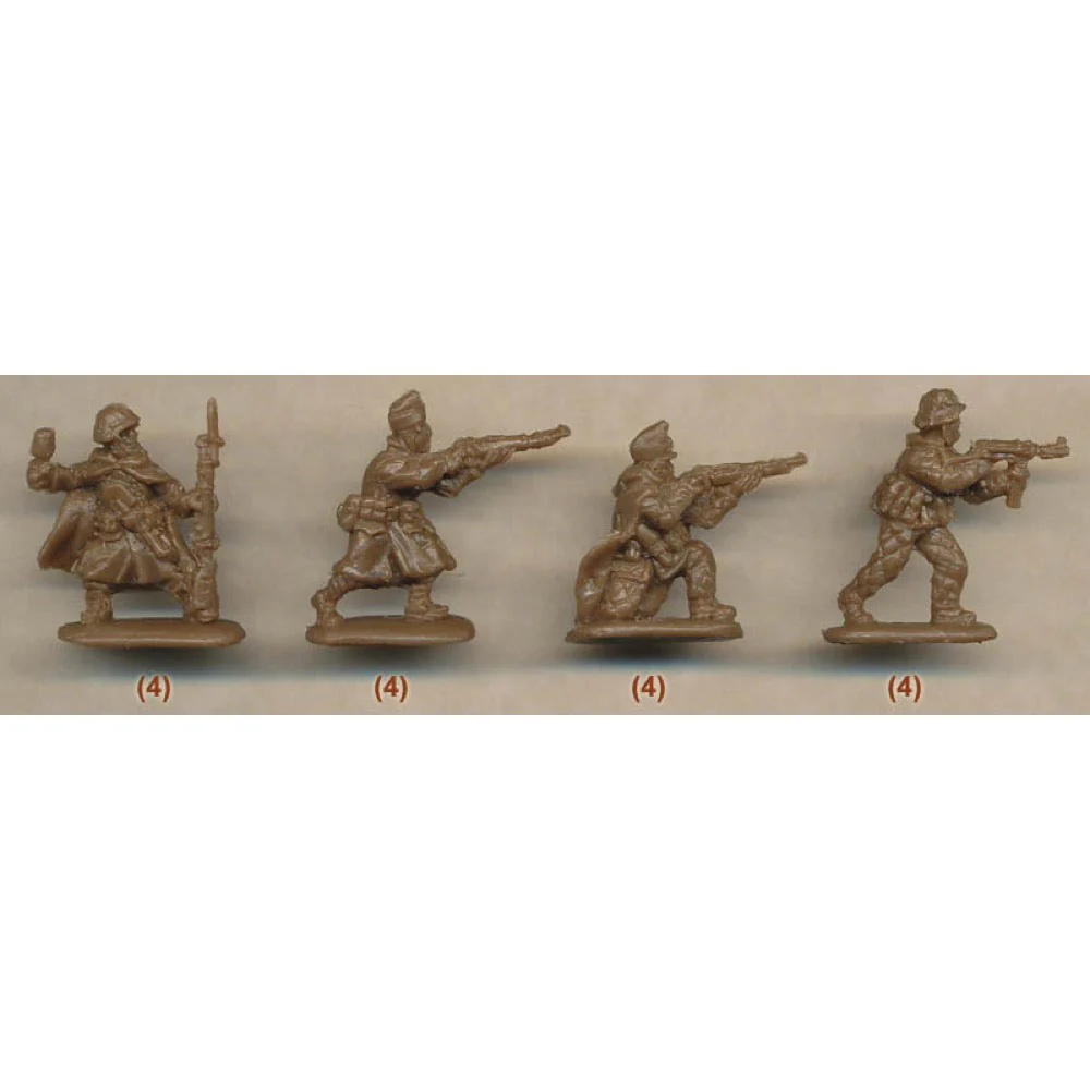 Strelets M083 1/72 WWII Hungarian Army in Winter Dress (Stalingrad) (re-issue) - Image 3