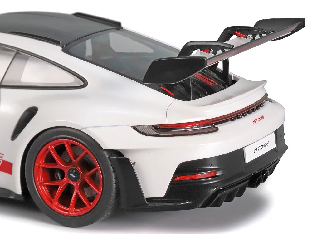 Tamiya 24370 1/24 Porsche 911 GT3 RS (992) - Image 8