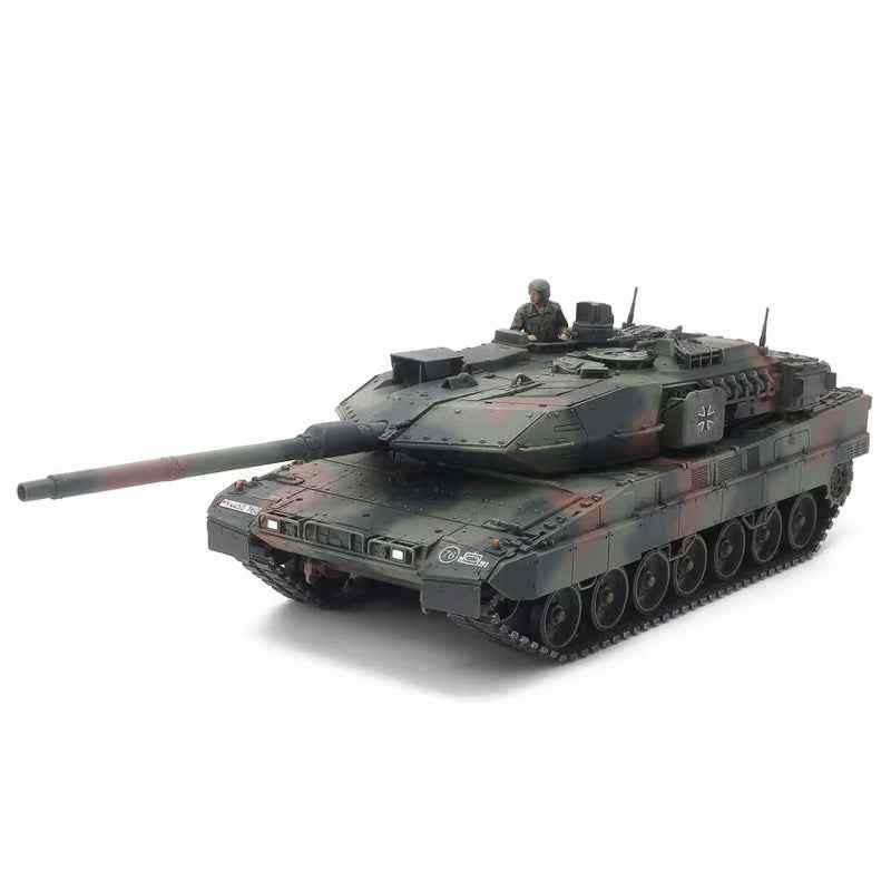 Tamiya 32607 1/48 German Main Battle Tank Leopard 2A7V - Image 2