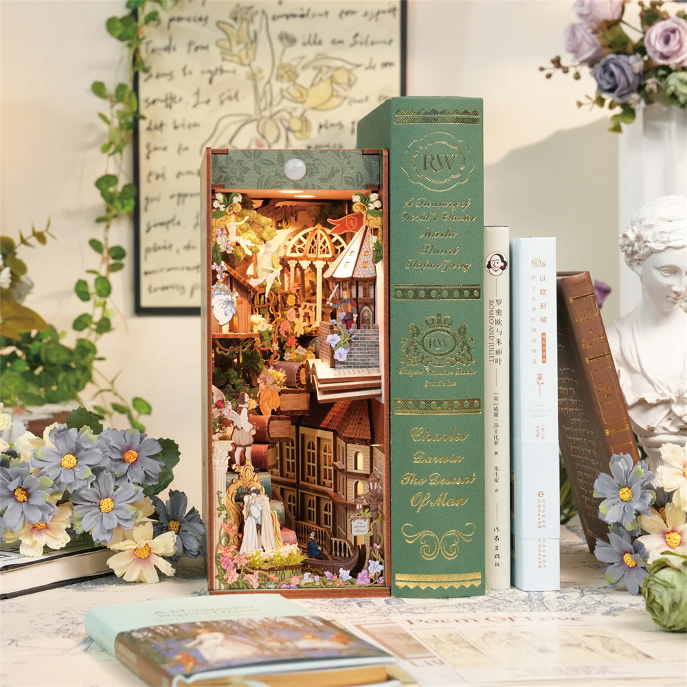 Tonecheer Shakespeare's Verse Book Nook - Image 9