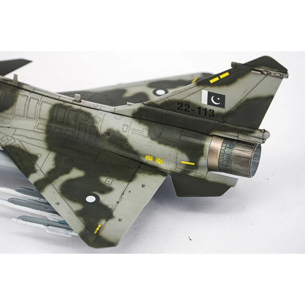 Trumpeter 01690 1/72 PAF J-10CE Multi-Role Fighter & IAF Rafale 2 in 1 - Image 7