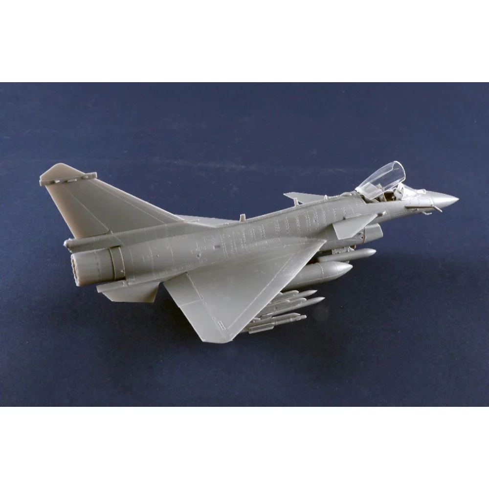 Trumpeter 01698 1/72 Chinese J-10C Fighter - Image 4