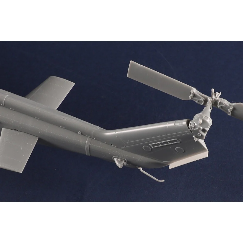 Trumpeter 05116 1/35 AH-1W Super Cobra - Image 10