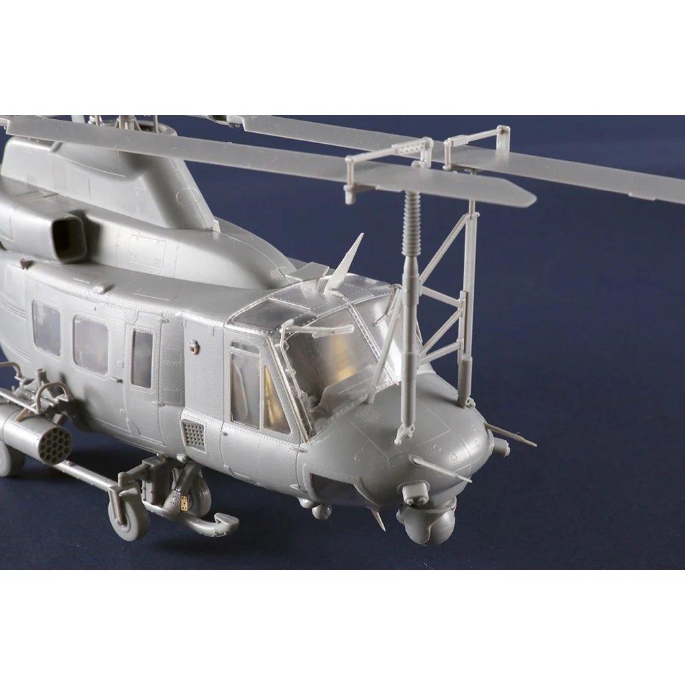 Trumpeter 05118 1/35 UH-1Y Venom - Image 9