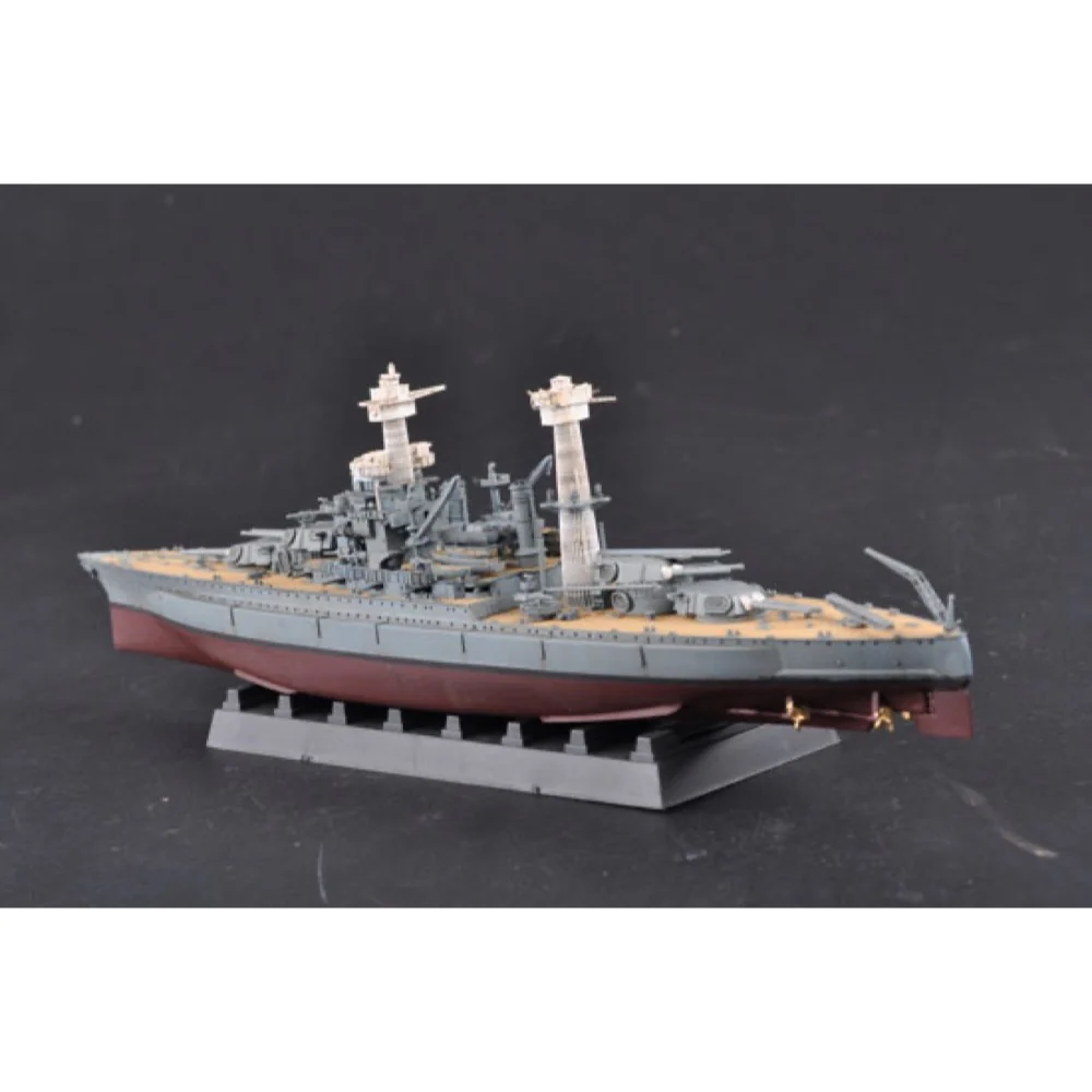 Trumpeter 05769 1/700 USS Maryland BB-46 1941 - Image 2
