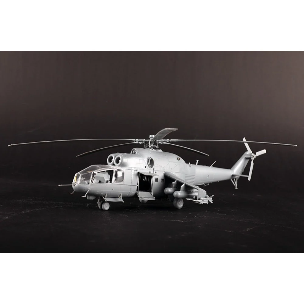 Trumpeter 05828 1/48 Mil Mi-24A Hind-B - Image 4