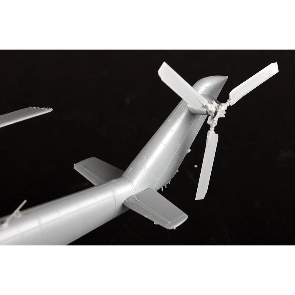 Trumpeter 05828 1/48 Mil Mi-24A Hind-B - Image 6