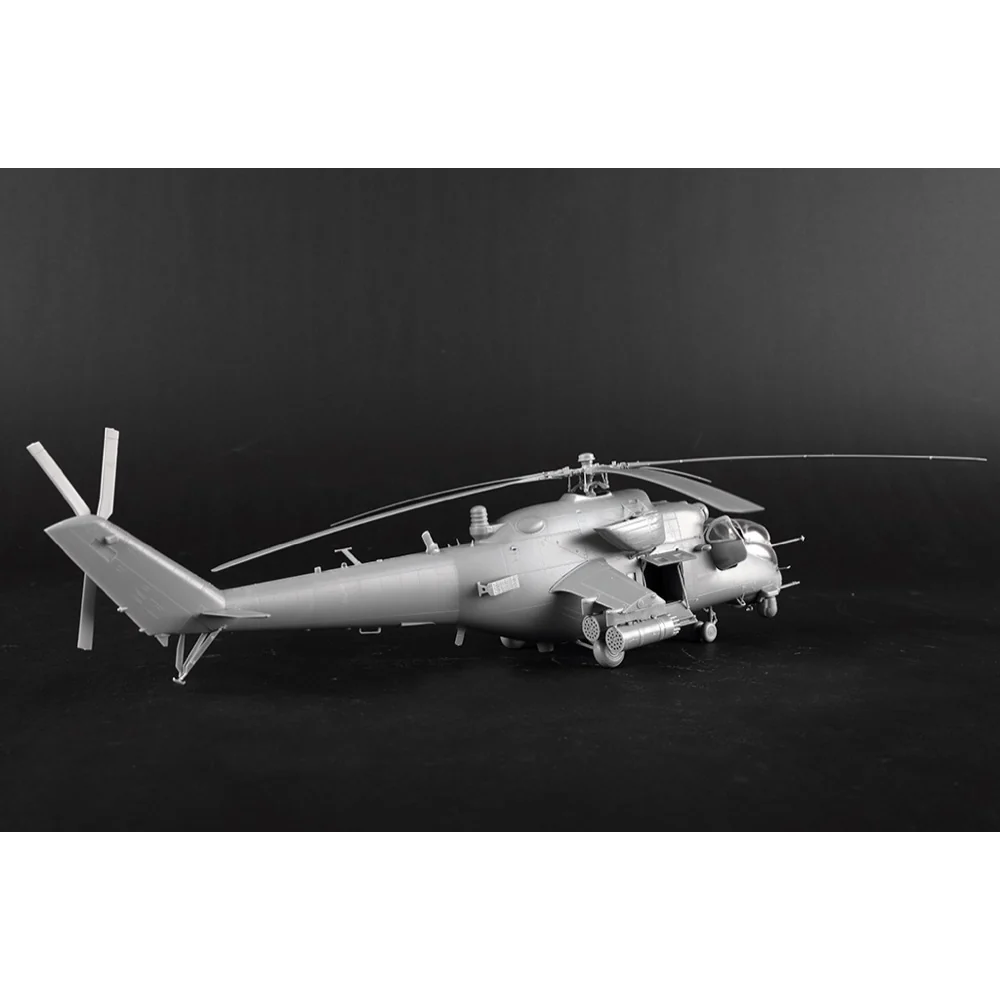 Trumpeter 05830 1/48 Russian Mi-35M Hind-E - Image 8