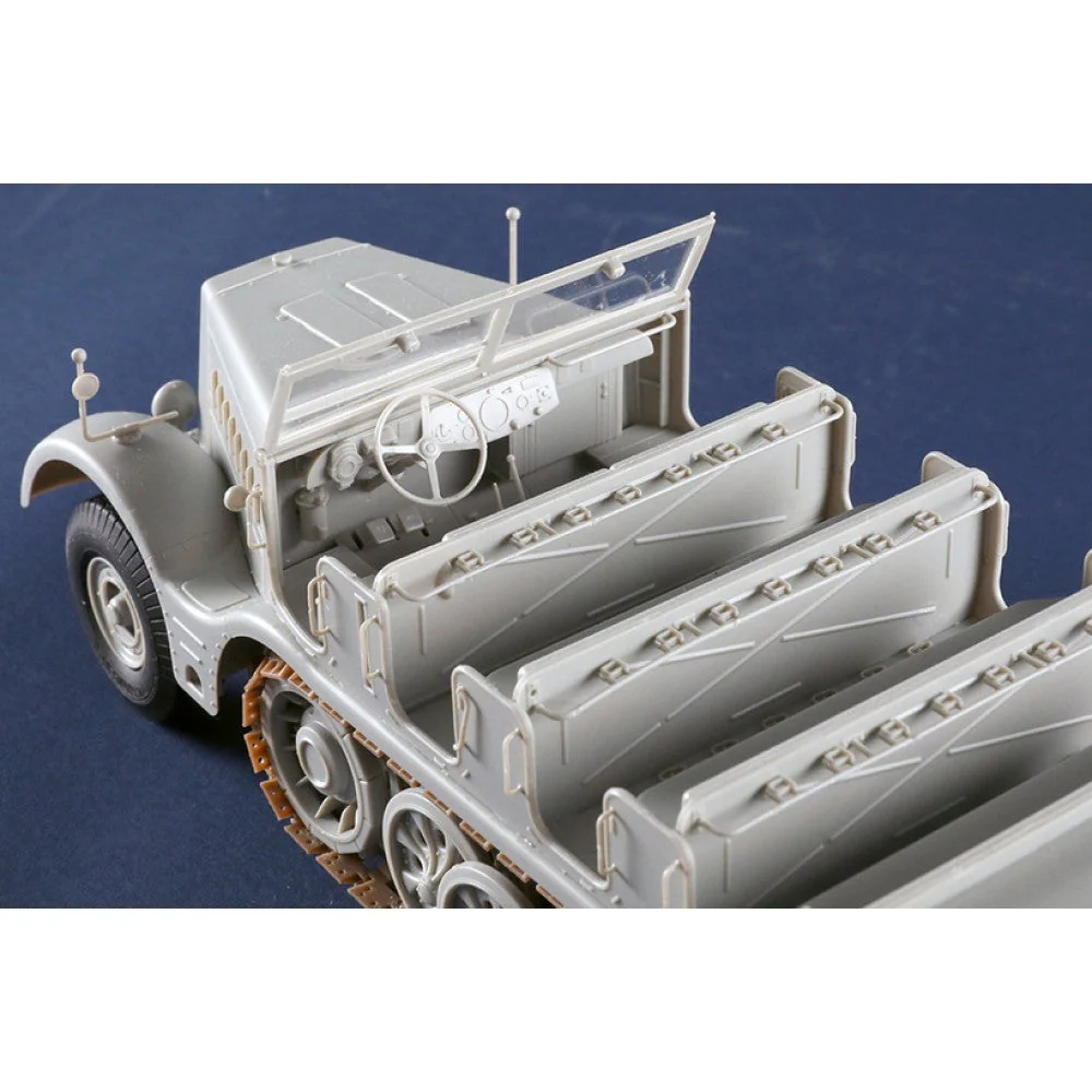 Trumpeter 09575 1/35 Schwerer Zugkraftwagen 18 t Sd.Kfz.9 Artillery Version - Image 7