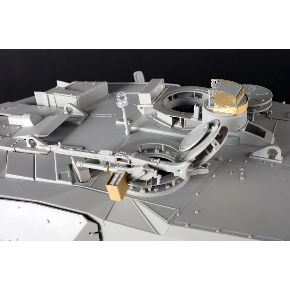 Trumpeter 1/16 German Leopard2A6 MBT Plastic Model Kit - Image 11
