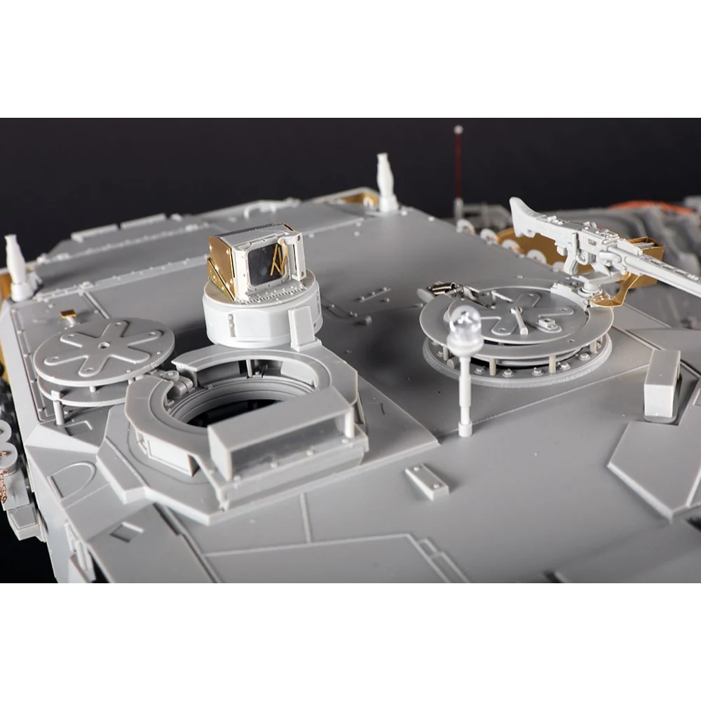 Trumpeter 1/16 German Leopard2A6 MBT Plastic Model Kit - Image 8