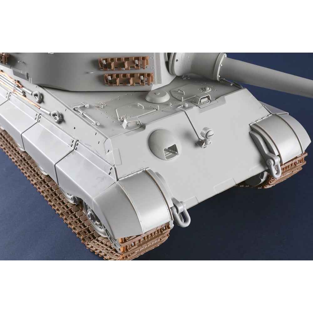 Trumpeter 1/16 Pz.Kpfw.VI Sd.Kfz.182 Tiger II (Henschel 105mm) Plastic Model Kit - Image 5