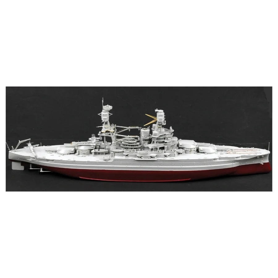 Trumpeter 07015 1/200 USS Arizona Battleship (Radio Control) - Image 9