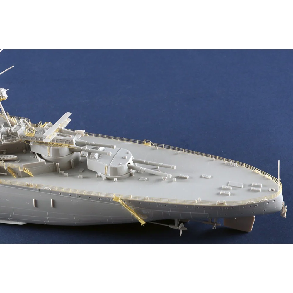 Trumpeter 1/350 HMS Royal Oak Plastic Model Kit - Image 8