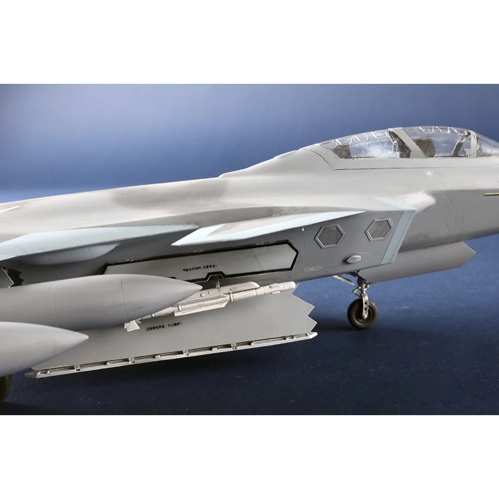 Trumpeter 1/48 Chinese J-20S Mighty Dragon Plastic Model Kit - Image 27