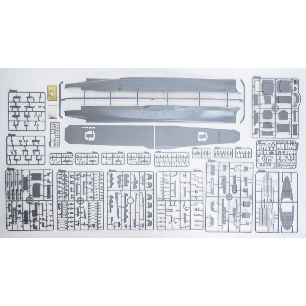 Very Fire VFBELBV350901DX 1/350 IJN Aircraft Carrier Taiho Deluxe Edition - Image 13